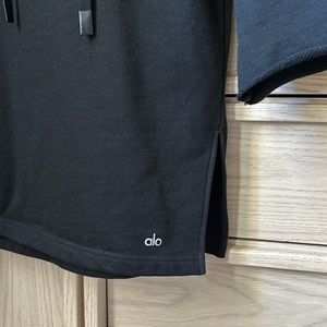 ALO HOODIE SWEATER